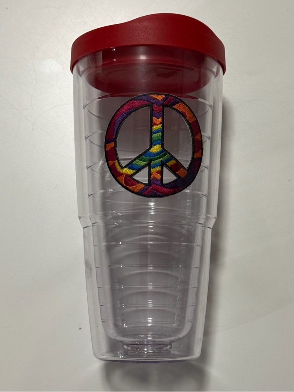 Tervis 24 oz Clear Double-Wall Tumbler w/ Peace Sign and Original Tervis Red Lid
